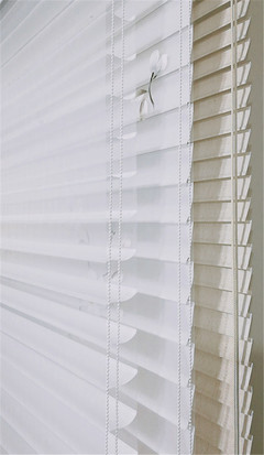 中網(wǎng)市場發(fā)布:億興裝飾材料研發(fā)、生產(chǎn)、銷售:"夢享簾"室內(nèi)、戶外、窗飾、智能遮陽產(chǎn)品