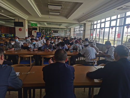 飲食服務(wù)中心舉辦食品安全衛(wèi)生知識(shí)培訓(xùn)會(huì)，筑牢餐飲服務(wù)安全防線